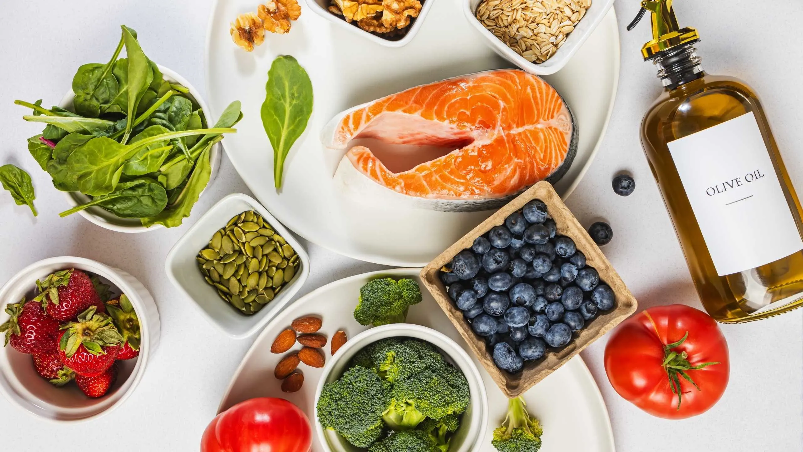 Bowl with anti-inflammatory ingredients